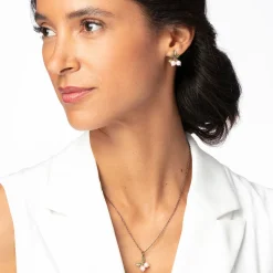 Earrings*The Met Store Blushing Berries Earrings