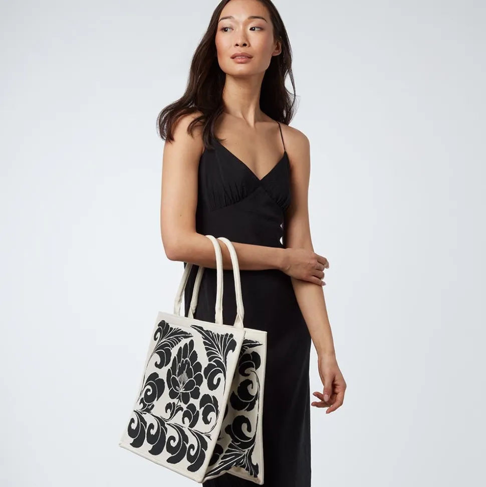 Bags*The Met Store Chinese Peony Oversize Structured Tote