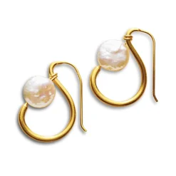 Earrings*The Met Store Coin Pearl Earrings