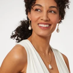 Necklaces*The Met Store Cypriot Twist Pearl Pendant Necklace