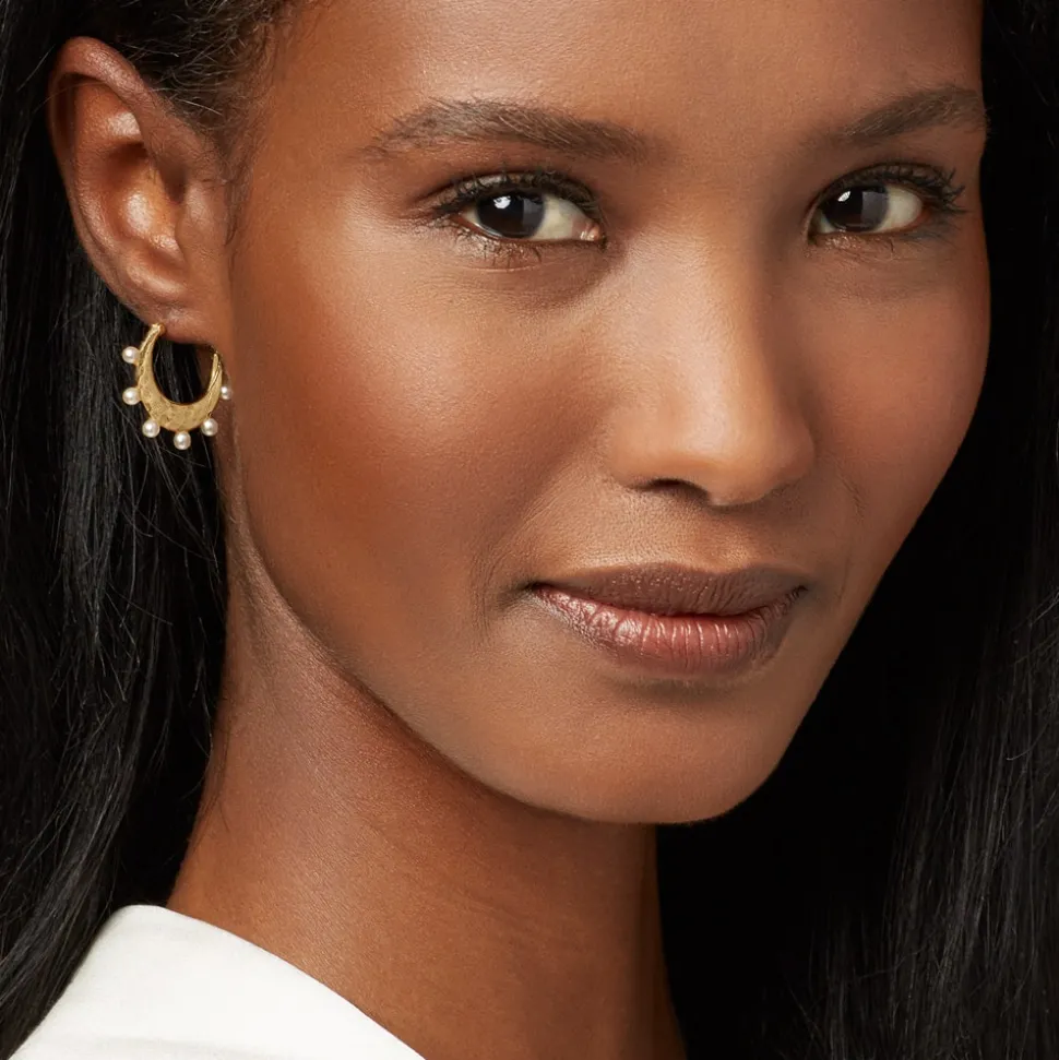 Earrings*The Met Store Hammered Crescent Pearl Hoop Earrings