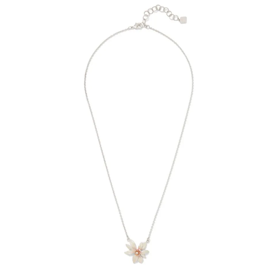 Necklaces*The Met Store Magnolia Pendant Necklace