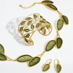 Necklaces*The Met Store Sage Leaf Choker
