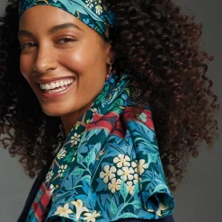 Scarves & Wraps*The Met Store William Morris Mixed Patterns Oblong Silk Scarf