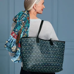 Scarves & Wraps*The Met Store William Morris Mixed Patterns Oblong Silk Scarf